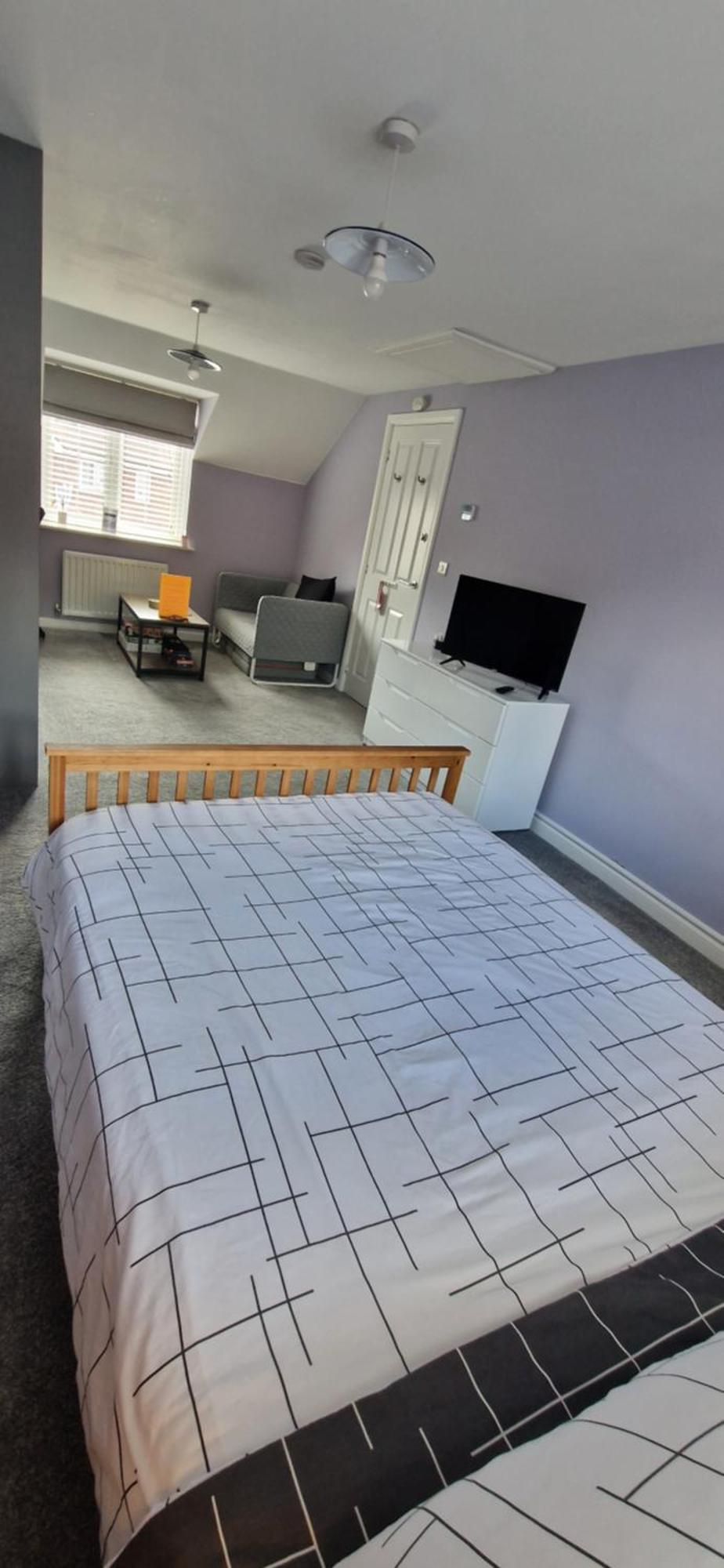 Double B&B Room In Southwater With Private Bathroom And Parking 外观 照片